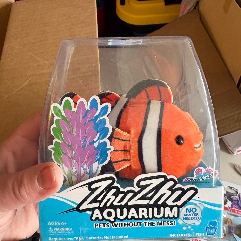 Nwt Aquarium Orange Fish Toy